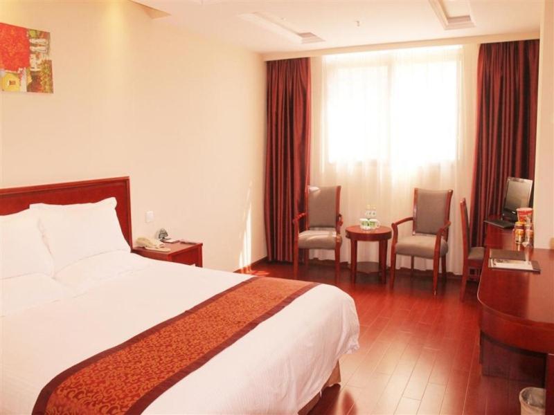 Greentree Inn Jiangsu Yancheng Dongtai Honglan Road Pedestrian Street Express Hotel ภายนอก รูปภาพ